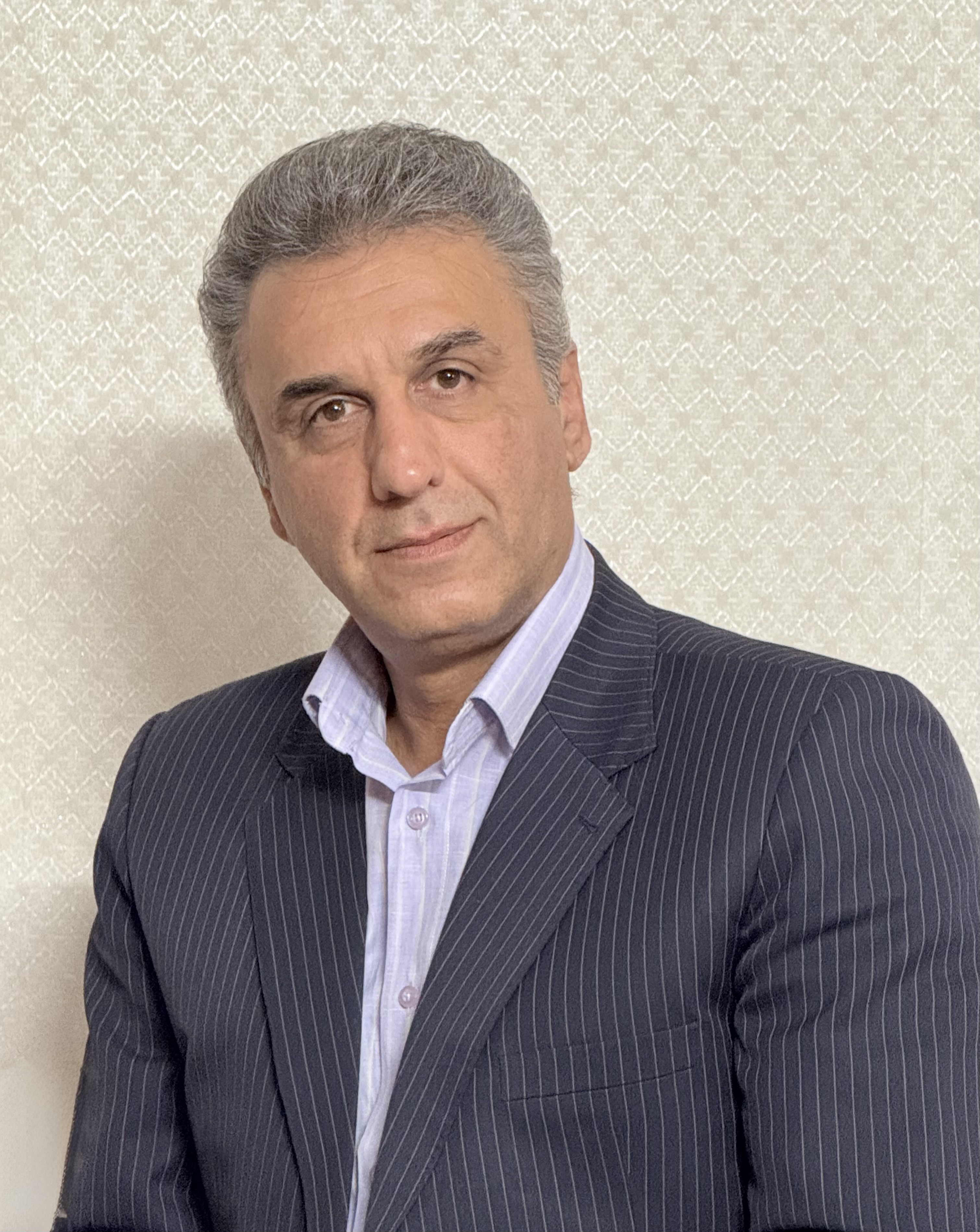 آموزش دادن